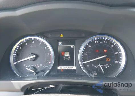 2018 Toyota Highlander Xle z USA, uszkodzony, nr VIN 5TDJZRFH8JS861176